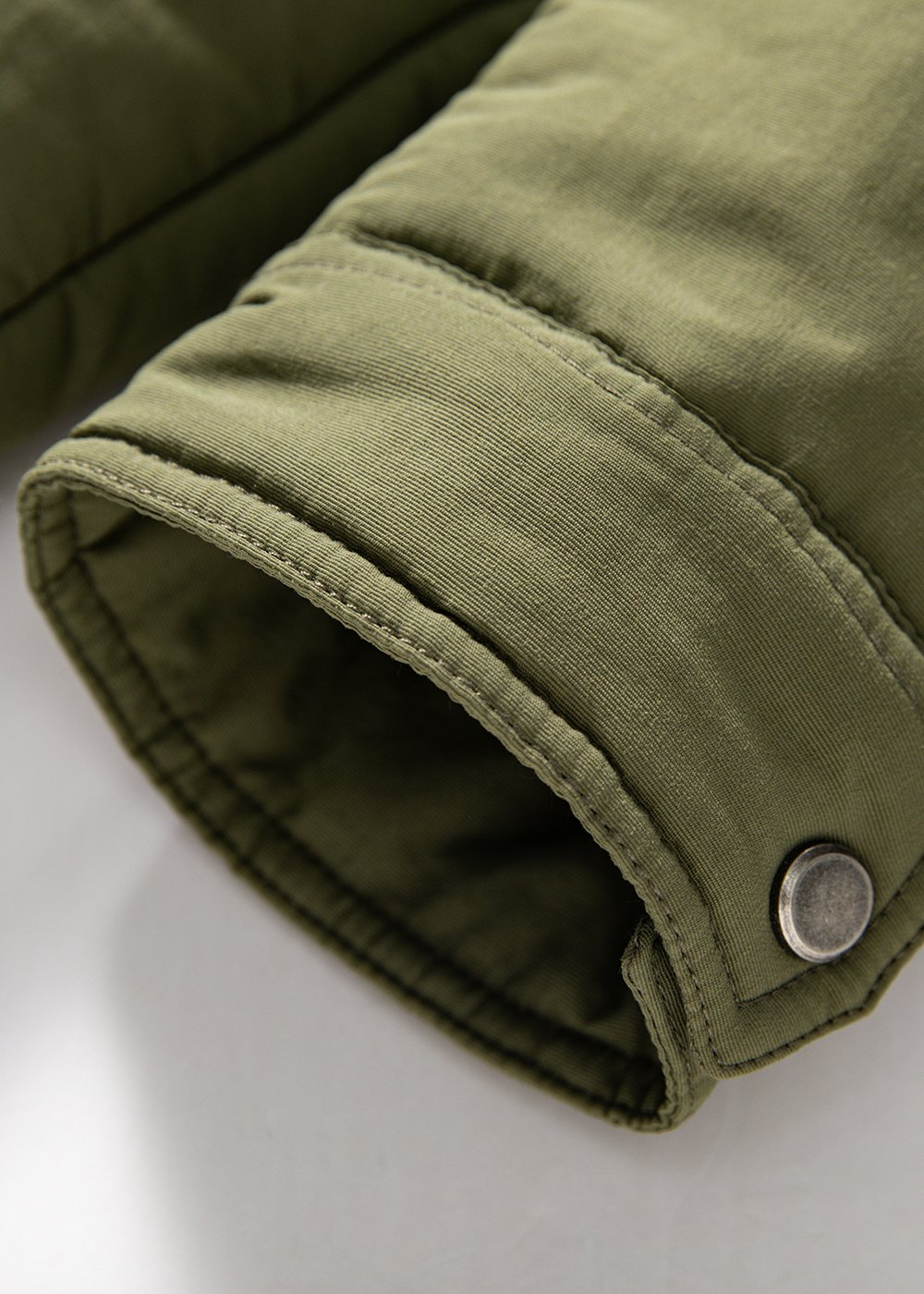 insulated detatchable faux fur hood parka in amry green – view 3