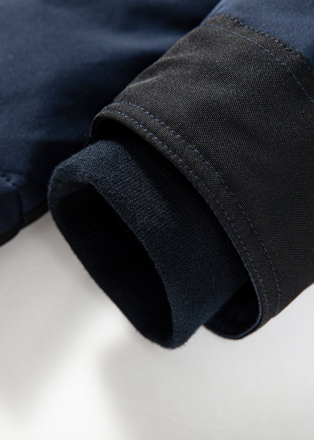 men's parka with a faux fur-hood with top stitching – view 3