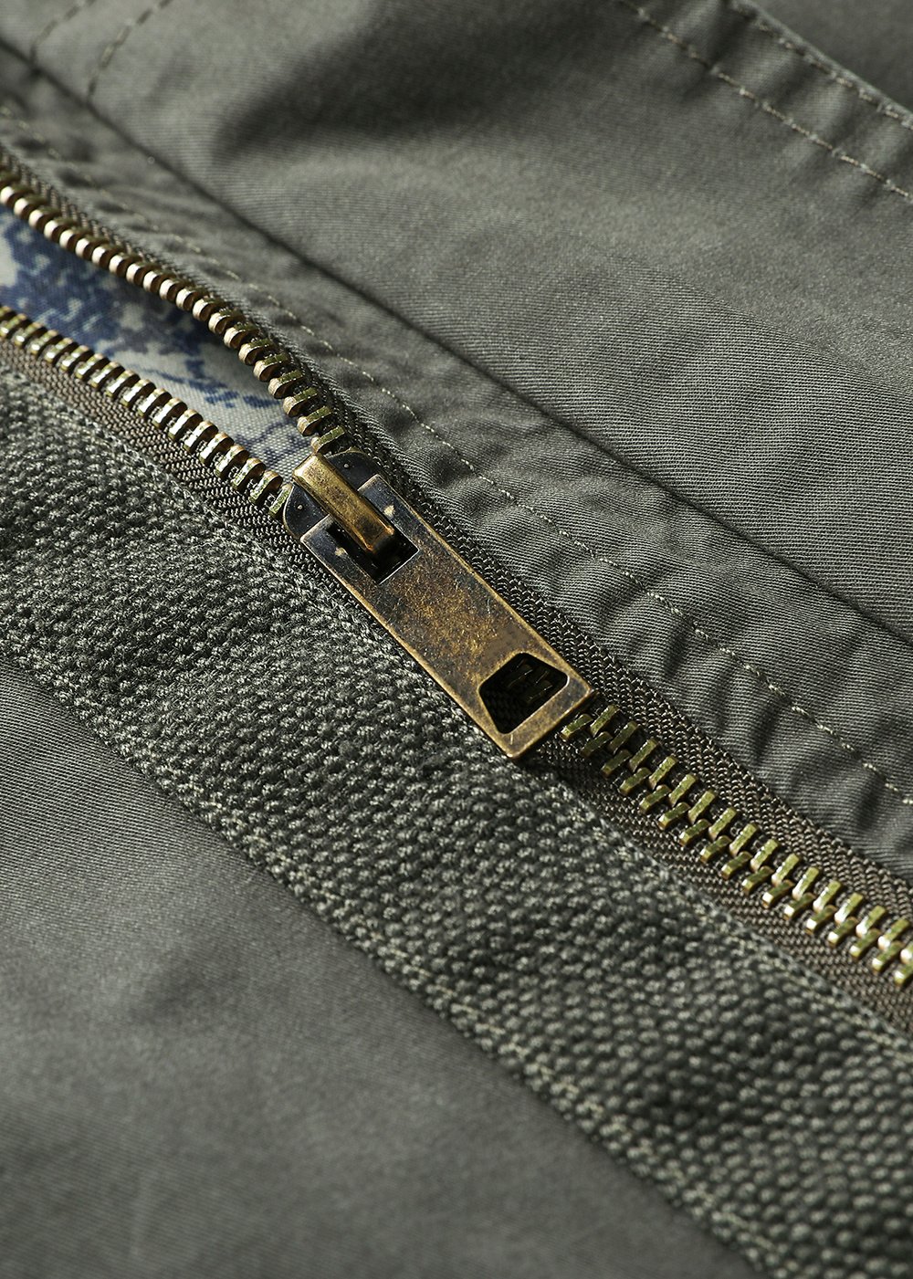 retro washed worker field jacket in military green – view 5
