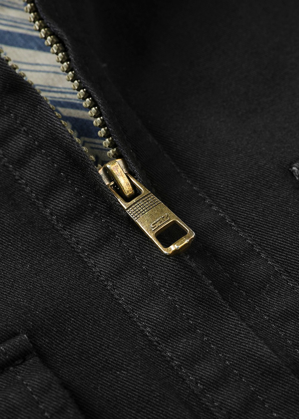Casual Raw Edge Zipper Overshirt – view 2