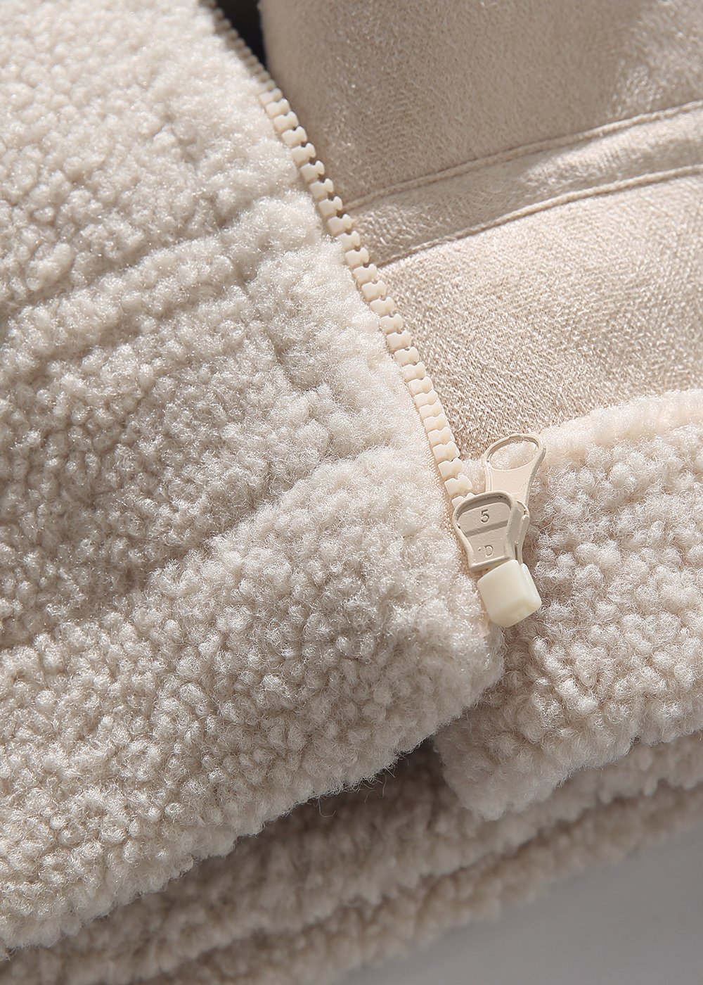 embroidered patch suede jacket – view 2